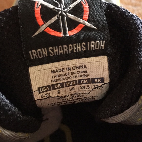 Under Armor Curry 2 shoes - Picture 7 of 7